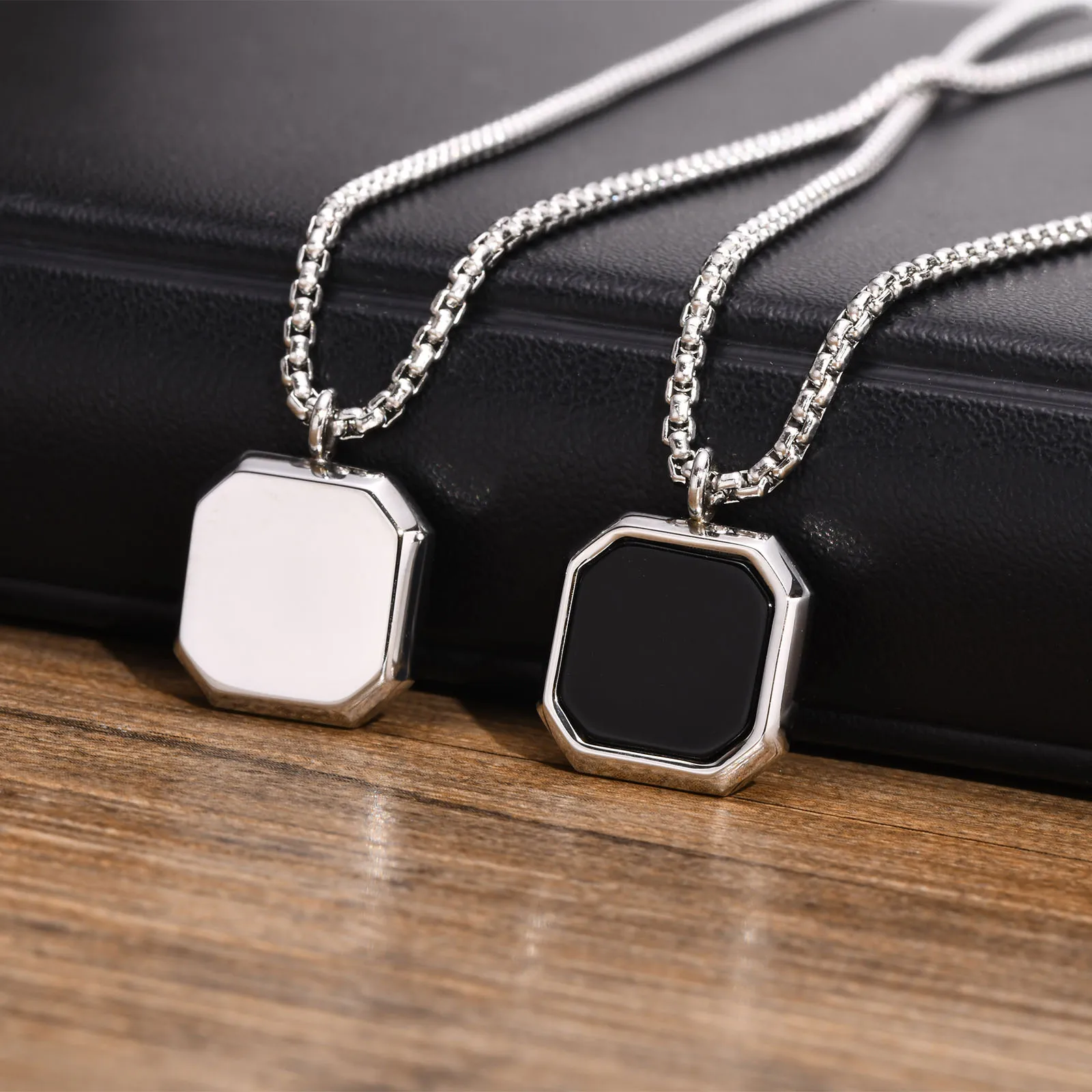 Vnox Stylish Black Square Stone Pendant Necklaces for Men,Stainless Steel Geometric Neck Collar Gift to Him
Vnox Stylish Black Square Stone Pendant Necklaces for Men,Stainless Steel Geometric Neck Collar Gift to Him