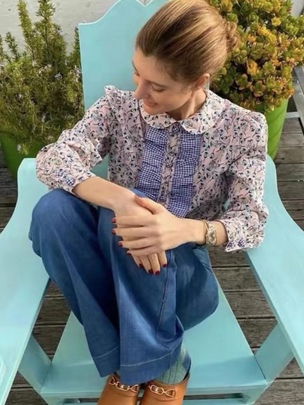 Retro Floral Print Sweet Shirt Top Women Lapel Long Sleeve Ruffle Trim Pollover Tops French Fashion Casual Blouses Autumn 2022
Retro Floral Print Sweet Shirt Top Women Lapel Long Sleeve Ruffle Trim Pollover Tops French Fashion Casual Blouses Autumn 2022