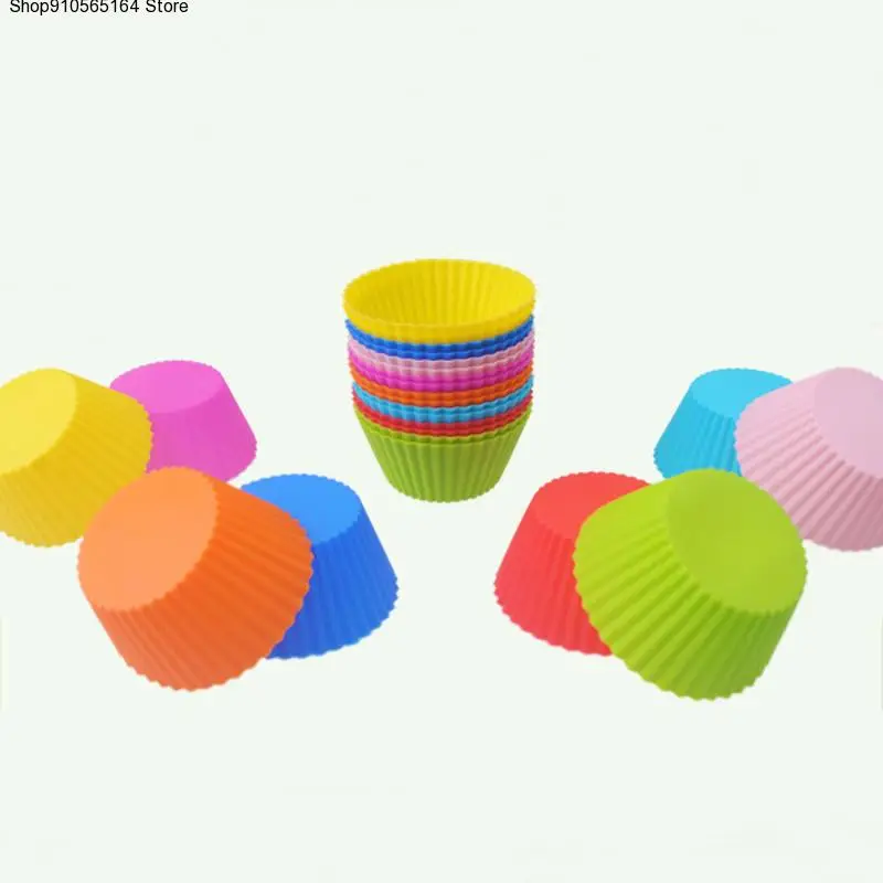 12Pcs/pack 7cm Round Shaped Silicon Cake Baking Molds Jelly Mold Silicon Cupcake Pan Muffin Cup
12Pcs/pack 7cm Round Shaped Silicon Cake Baking Molds Jelly Mold Silicon Cupcake Pan Muffin Cup