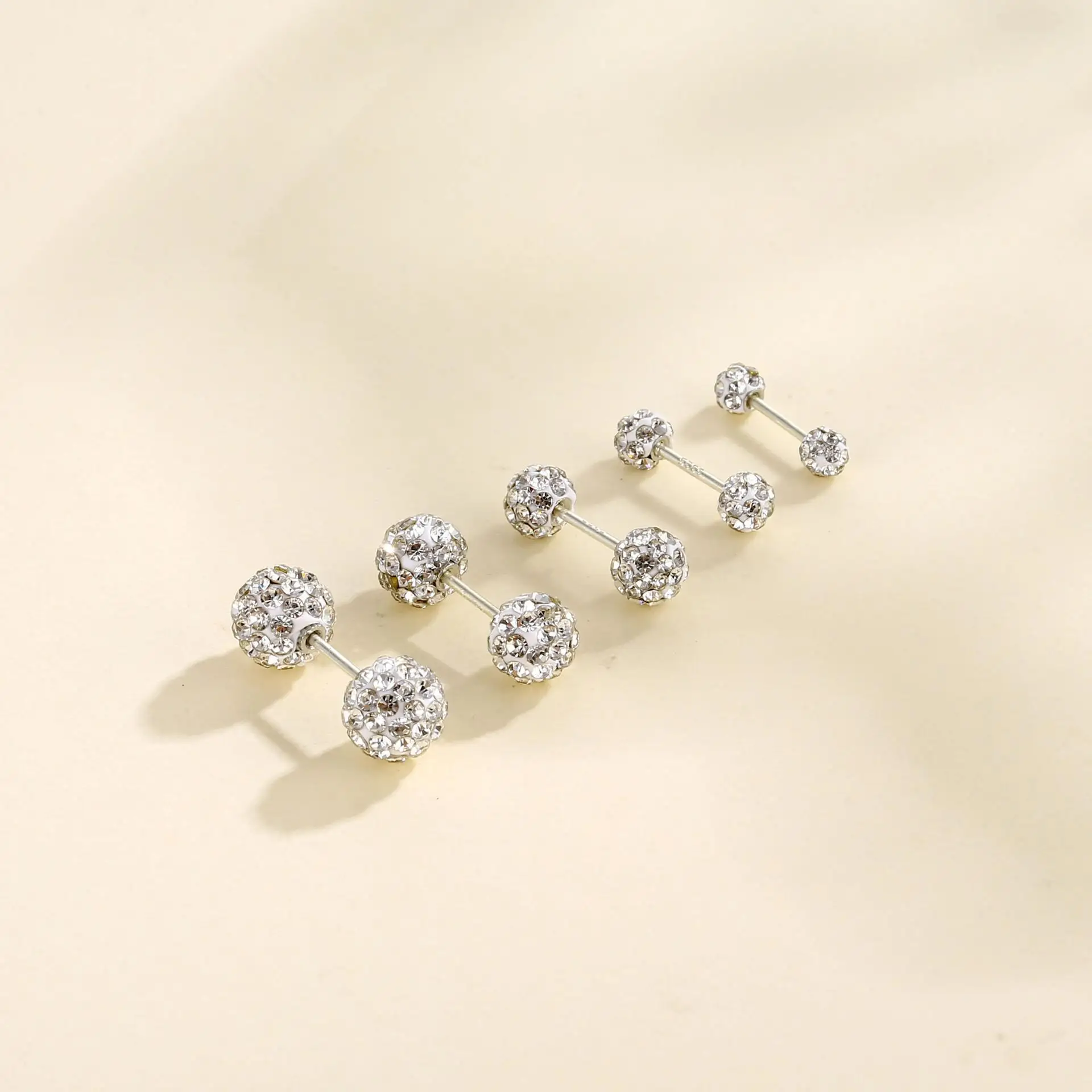 1pc lot From 3MM To 8MM Screw-back Stud Earrings Bar 0.8*8mm Full Crystal Bling Beauty Jewelery
1pc lot From 3MM To 8MM Screw-back Stud Earrings Bar 0.8*8mm Full Crystal Bling Beauty Jewelery