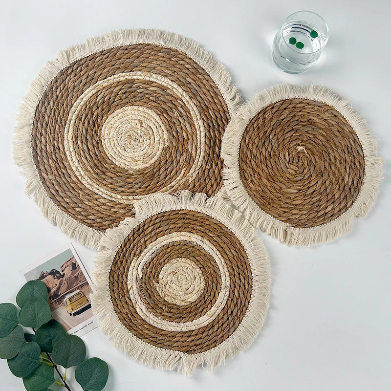 Woven Placemats for Dining Table,Natural Straw Braided Placemat with Tassel Boho Handmade Rattan Weave Heat Resistant Mats Pots
Woven Placemats for Dining Table,Natural Straw Braided Placemat with Tassel Boho Handmade Rattan Weave Heat Resistant Mats Pots