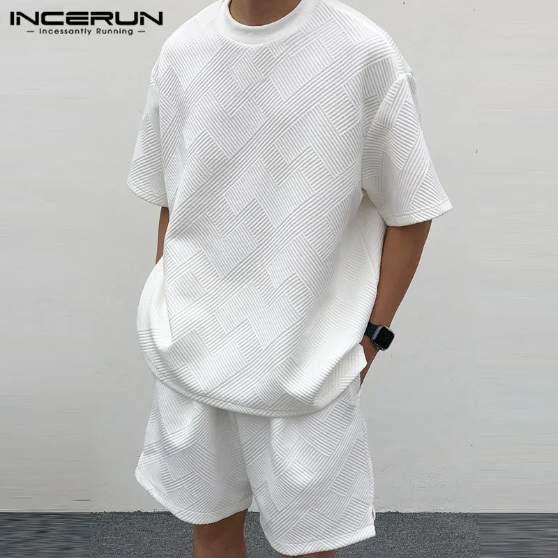 INCERUN 2023 Korean Style New Mens Embossed Texture Loose Sets Fashion Casual Male Short-sleeved Top Shorts Two-piece Sets S-5XL
INCERUN 2023 Korean Style New Mens Embossed Texture Loose Sets Fashion Casual Male Short-sleeved Top Shorts Two-piece Sets S-5XL
