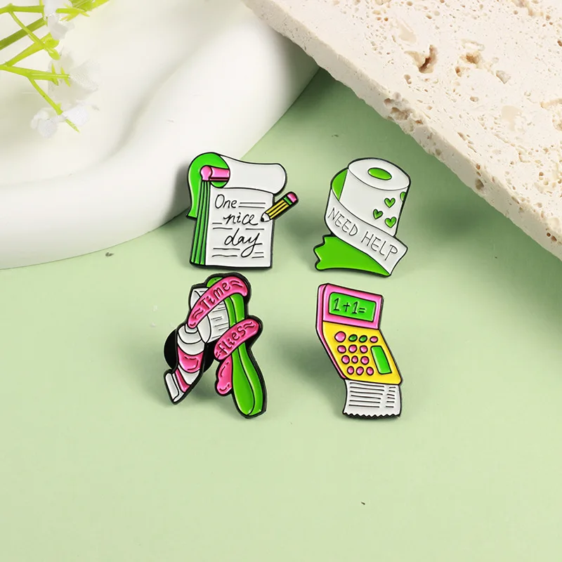 Creative brooch, toothbrush, toilet paper, calculator, notebook, backpack, needle decoration for friends as gifts
Creative brooch, toothbrush, toilet paper, calculator, notebook, backpack, needle decoration for friends as gifts