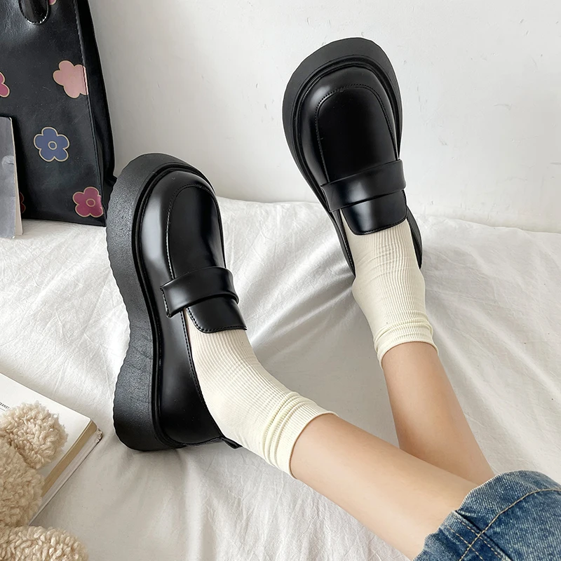 Туфли-оксфорды женские на платформе, повседневные туфли на плоской подошве, без застежки, лоферы с мехом, в британском стиле, черные, на осен...
Туфли-оксфорды женские на платформе, повседневные туфли на плоской подошве, без застежки, лоферы с мехом, в британском стиле, черные, на осен...