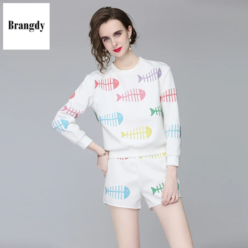 Brangdy 2022 Spring New Fish Bone Ironing Drill Reduce Age All-match Long-sleeved Sweater High Waist Thin Short Skirt Designer
Brangdy 2022 Spring New Fish Bone Ironing Drill Reduce Age All-match Long-sleeved Sweater High Waist Thin Short Skirt Designer