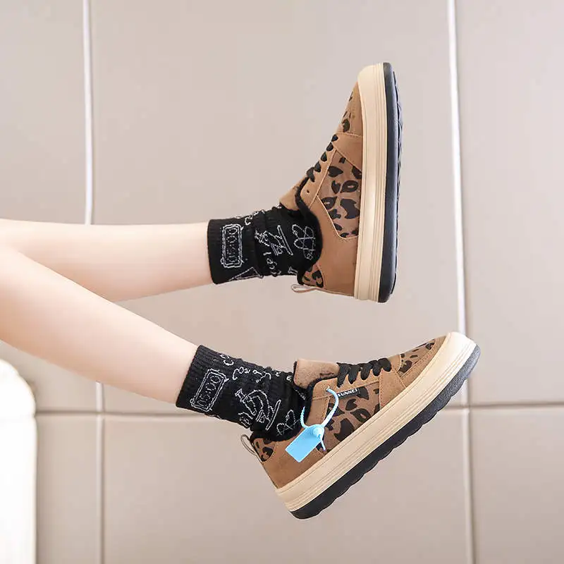 Sharks Running Tennis Lady Tennis Trend 2021 Sports Women Shoes Multicolor Summer Woman Sneakers New Women Sport Shoes Tennis
Sharks Running Tennis Lady Tennis Trend 2021 Sports Women Shoes Multicolor Summer Woman Sneakers New Women Sport Shoes Tennis