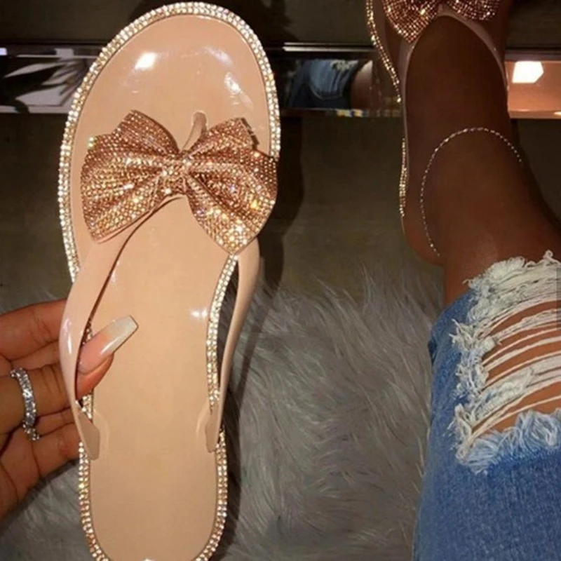 2022 Summer Women's Bow Color Diamond Flip Flops Jelly Sandals Outdoor Sports Opened Toe Comfortable Transparent Flats Plus Size
2022 Summer Women's Bow Color Diamond Flip Flops Jelly Sandals Outdoor Sports Opened Toe Comfortable Transparent Flats Plus Size