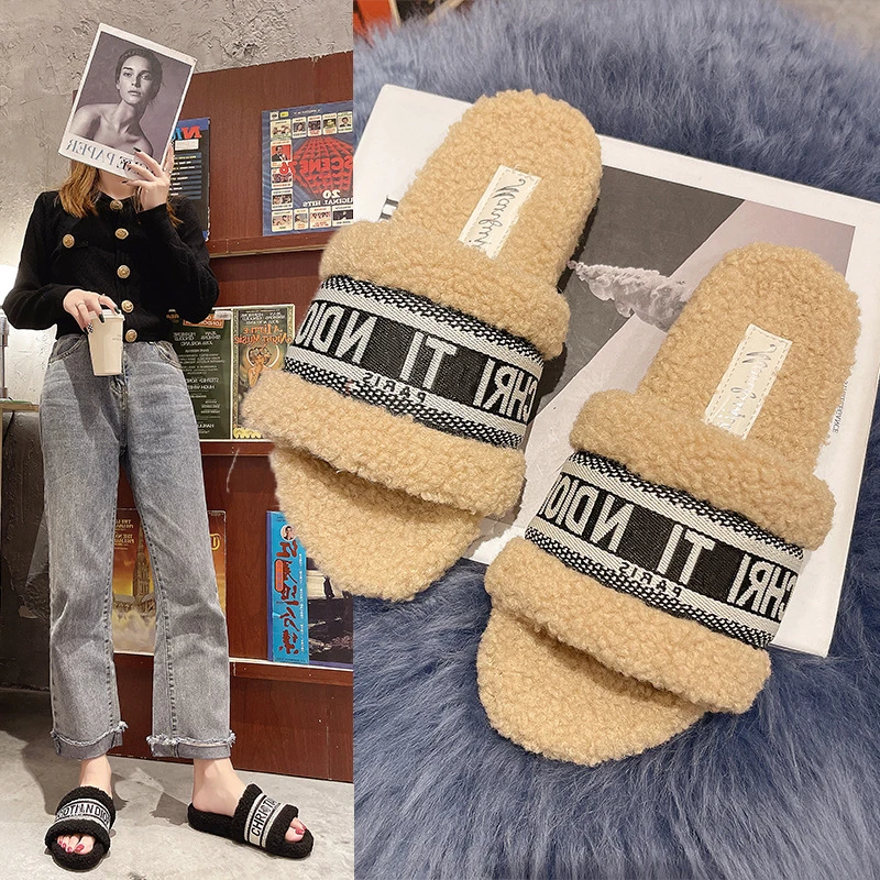 Lamb wool slippers women wear 2022 autumn and winter new candy color home indoor flat bottom one word warm cotton slippers
Lamb wool slippers women wear 2022 autumn and winter new candy color home indoor flat bottom one word warm cotton slippers