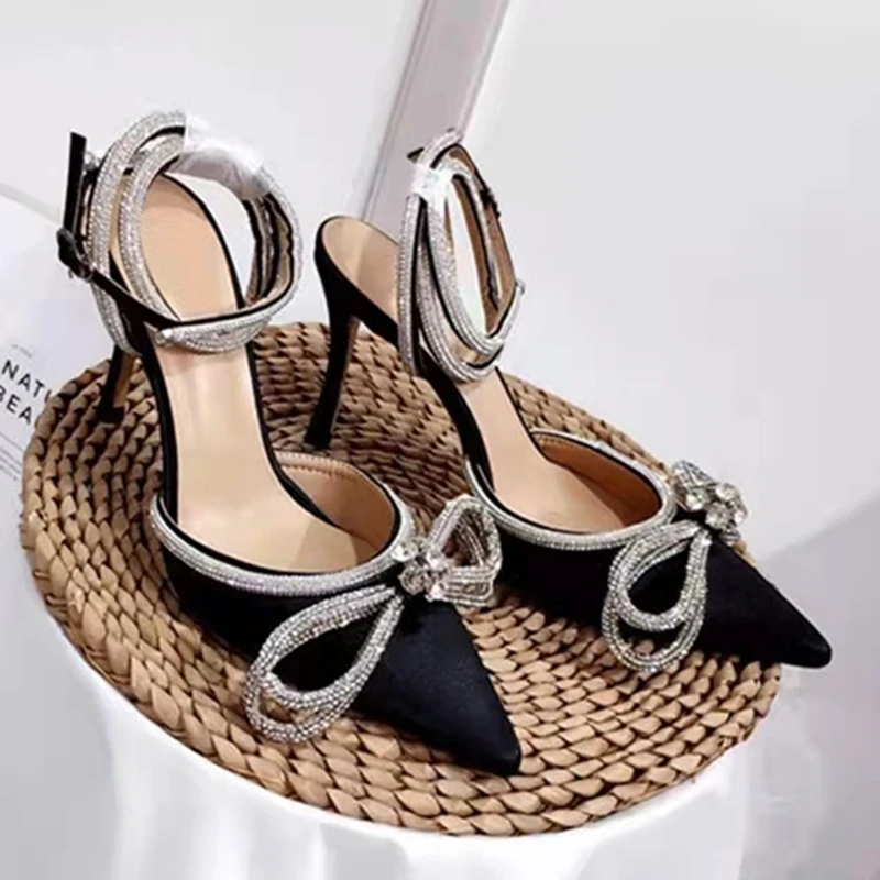 New 2022 Summer High-heeled Sandals Women Super Amazing Rhinestone Fine Heels With Bow Sexy Wedding Shoes Banquet Plus Size
New 2022 Summer High-heeled Sandals Women Super Amazing Rhinestone Fine Heels With Bow Sexy Wedding Shoes Banquet Plus Size