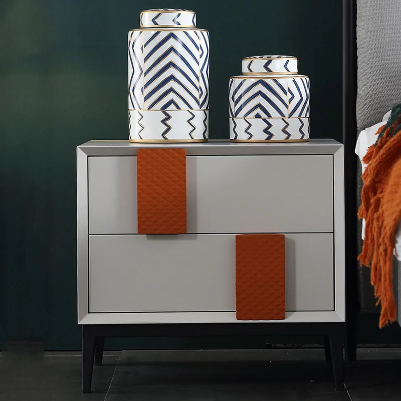 Modern Wood Furniture Small Apartment Bedside Table Simple Nordic Cloakroom Storage Dresser Living Room Drawer Mueble Furniture
Modern Wood Furniture Small Apartment Bedside Table Simple Nordic Cloakroom Storage Dresser Living Room Drawer Mueble Furniture