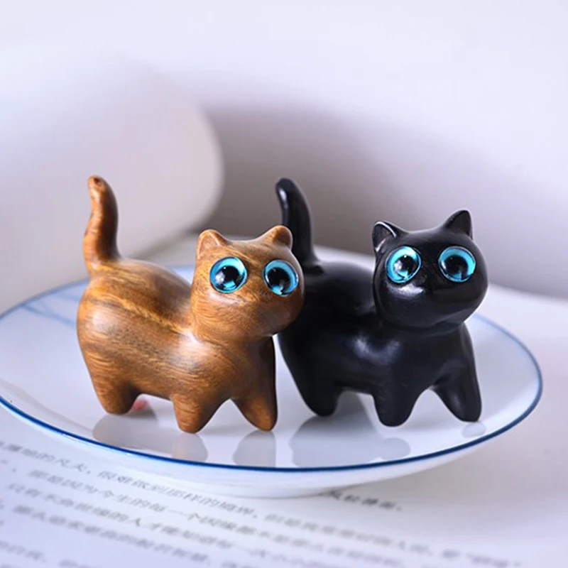 Статуэтка из сандалового дерева с котом, миниатюрная статуэтка ручной работы, резьба, скульптура для рабочего стола, украшение, брелок-цепо...
Статуэтка из сандалового дерева с котом, миниатюрная статуэтка ручной работы, резьба, скульптура для рабочего стола, украшение, брелок-цепо...