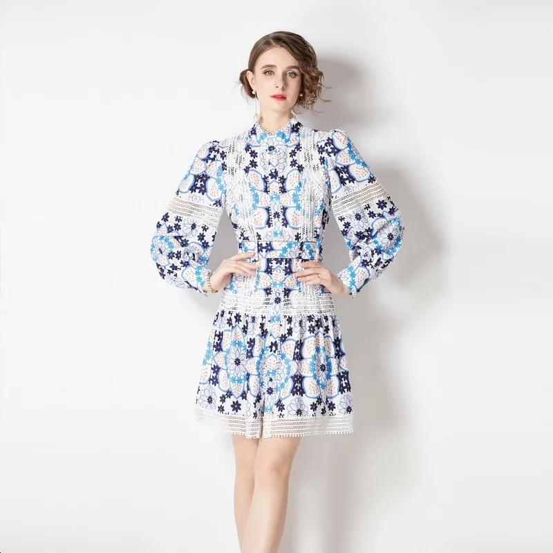 High-End Hollow Out Lace Patchwork Mini Dresses For Women New Autumn Stand Collar Lantern Sleeve Floral Print Designer Dress 
High-End Hollow Out Lace Patchwork Mini Dresses For Women New Autumn Stand Collar Lantern Sleeve Floral Print Designer Dress