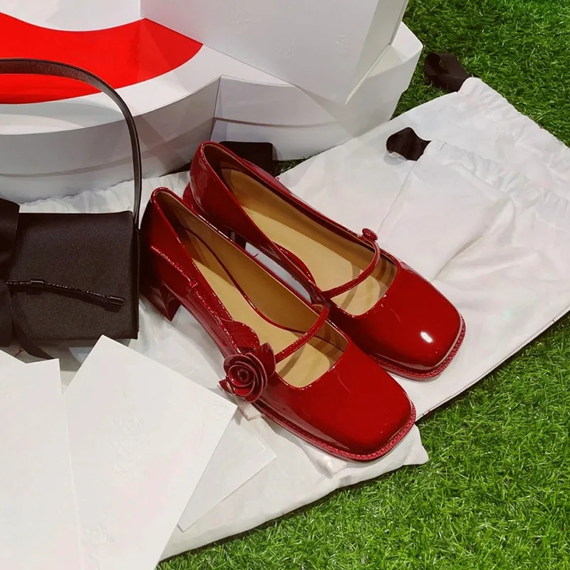 Новинка Весна 2022, Туфли Мэри Джейн в стиле ретро с розами, туфли из лакированной кожи на высоком каблуке с квадратным носком, женская обувь н...
Новинка Весна 2022, Туфли Мэри Джейн в стиле ретро с розами, туфли из лакированной кожи на высоком каблуке с квадратным носком, женская обувь н...