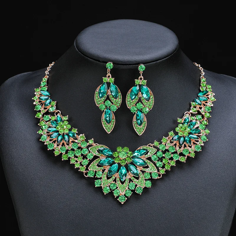 KMVEXO Exquisite Leaves Green Crystal Jewelry Sets For Women Wedding Party Jewelry Accessories Stud Earrings & Necklace Set Gift
KMVEXO Exquisite Leaves Green Crystal Jewelry Sets For Women Wedding Party Jewelry Accessories Stud Earrings & Necklace Set Gift