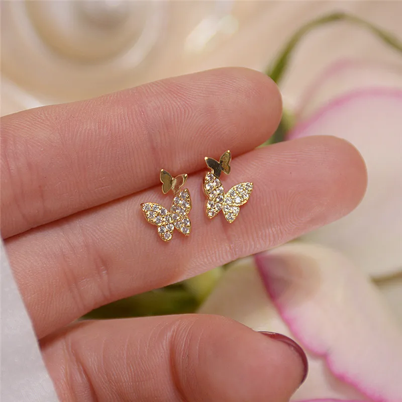 New fashion brand jewelry design Exquisite Butterfly Wings Stud Earrings for Women Cubic Zircon ZC Sweet temperament Earrings
New fashion brand jewelry design Exquisite Butterfly Wings Stud Earrings for Women Cubic Zircon ZC Sweet temperament Earrings