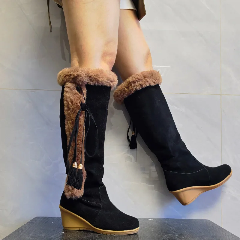 Europe and America 2022 Winter New High Tube Wool Tassel Long Boots for Women Large Size Warm Slope Heel Women Shoes Heels
Europe and America 2022 Winter New High Tube Wool Tassel Long Boots for Women Large Size Warm Slope Heel Women Shoes Heels