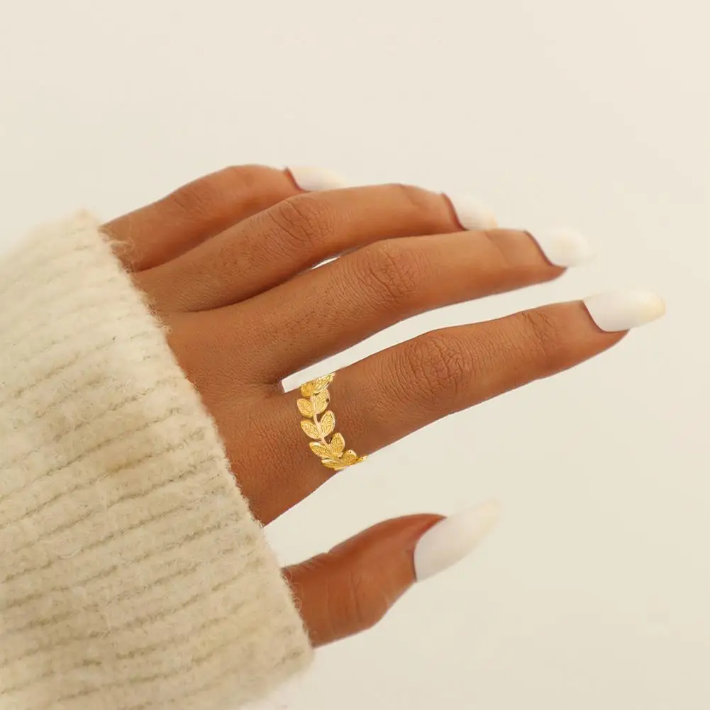 Wedding Ring Stylish Female Geometric Bright Luster Vintage Finger Ring for Party Banquet Prom Engagement Ring Women Ring
Wedding Ring Stylish Female Geometric Bright Luster Vintage Finger Ring for Party Banquet Prom Engagement Ring Women Ring