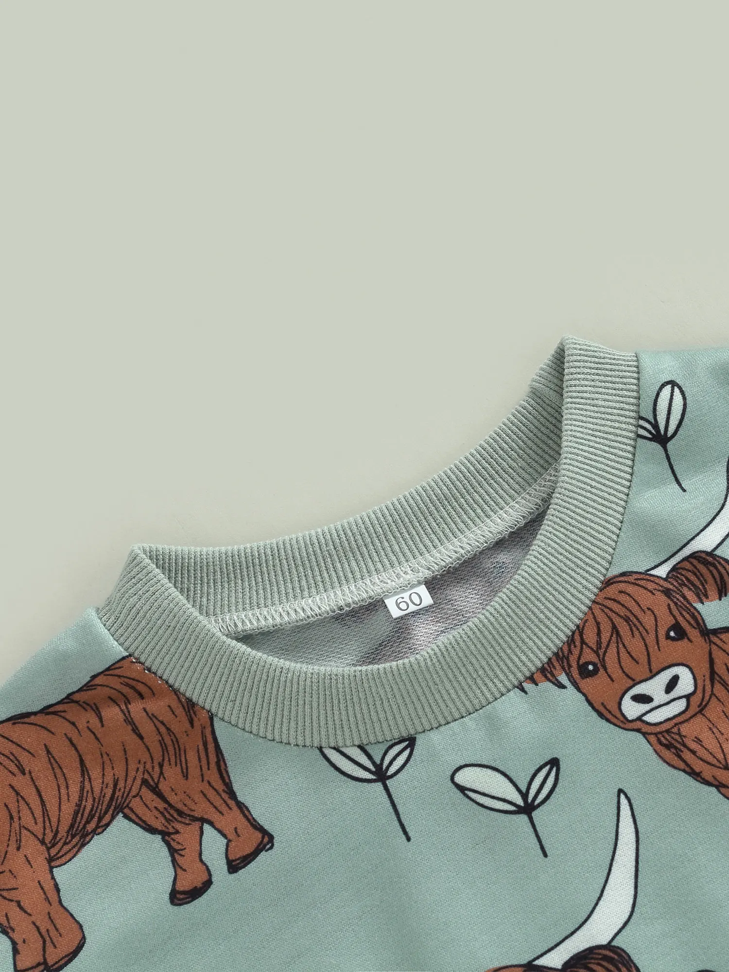 Cute and Comfy Western Style Baby Romper with Cow Print Design - Perfect for Little Cowgirls and Cowboys Alike 0-18 Months
Cute and Comfy Western Style Baby Romper with Cow Print Design - Perfect for Little Cowgirls and Cowboys Alike 0-18 Months