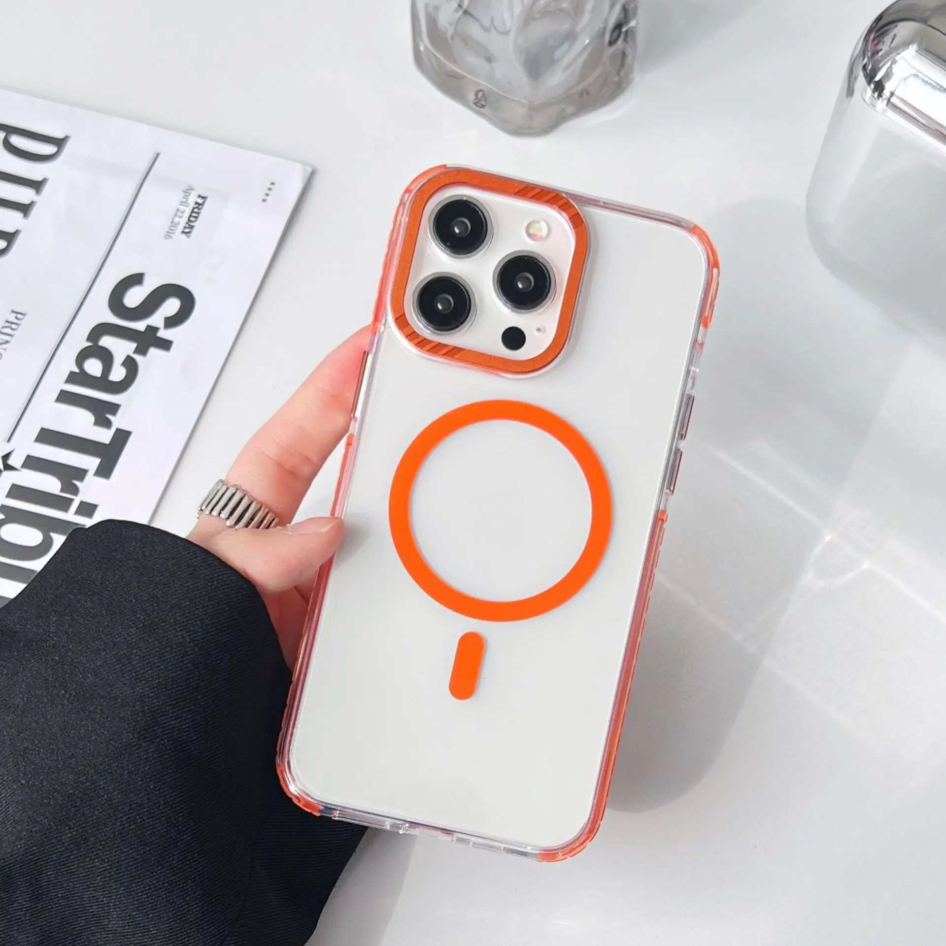 Applicable iPhone15 14por two-color transparent magnetic mobile phone case 15Promax MagSafe airbag anti-drop mobile phone case
Applicable iPhone15 14por two-color transparent magnetic mobile phone case 15Promax MagSafe airbag anti-drop mobile phone case