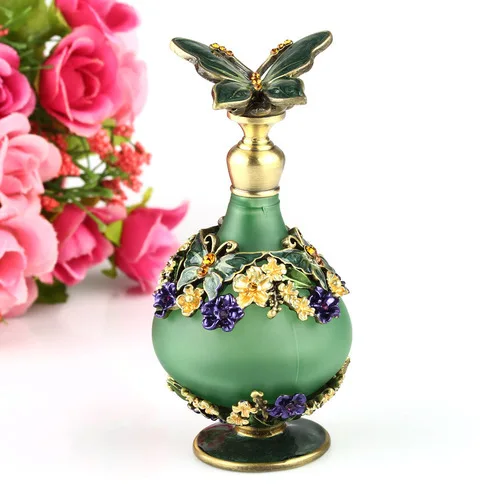 Metal Perfume Bottle With Dropper Hollow Alloy Wedding Gift Decoration Royal Peacock Type essential Oil Bottle
Metal Perfume Bottle With Dropper Hollow Alloy Wedding Gift Decoration Royal Peacock Type essential Oil Bottle
