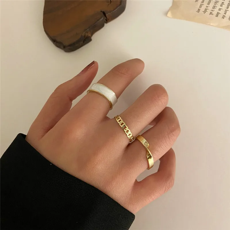 3pcs/set Bohemian White Enamel Round Metal Ring Sets Geometric Twist Open Adjustable Rings Sets for Women Girl Wedding Jewelry 
3pcs/set Bohemian White Enamel Round Metal Ring Sets Geometric Twist Open Adjustable Rings Sets for Women Girl Wedding Jewelry