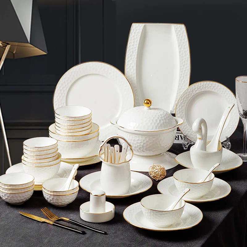 Bone china tableware set Jingdezhen ceramic tableware set Phnom Penh dishes golf gold tracing set tableware
Bone china tableware set Jingdezhen ceramic tableware set Phnom Penh dishes golf gold tracing set tableware