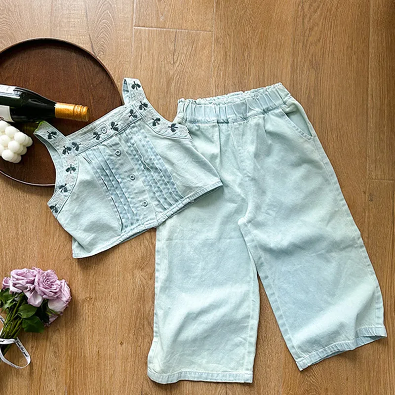 deer jonmi 2023 Summer Baby Girls Denim Outfits Embroidery Vest Loose Pants 2pcs Korean Style Children Casual Chic Sets
deer jonmi 2023 Summer Baby Girls Denim Outfits Embroidery Vest Loose Pants 2pcs Korean Style Children Casual Chic Sets