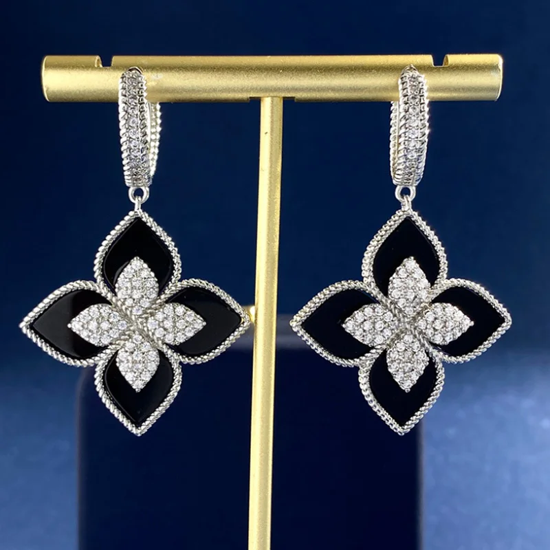 Donia Jewelry European American flower titanium steel micro - inlaid AAA zircon shell pendant silver pin luxury earrings
Donia Jewelry European American flower titanium steel micro - inlaid AAA zircon shell pendant silver pin luxury earrings