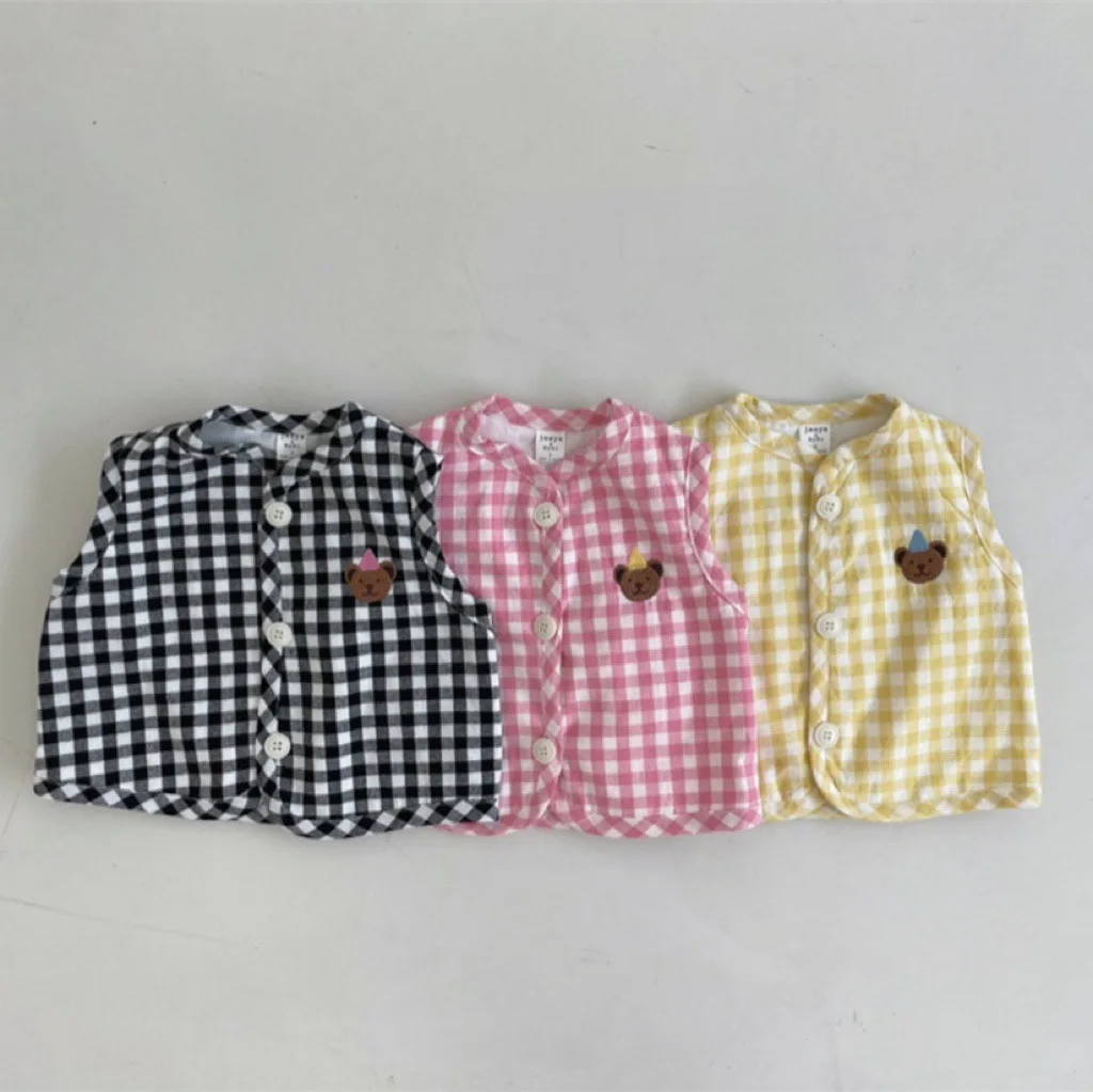 2022 Autumn Children Cardigan Cartoon Bear Vest Girl Infant Sleeveless Plaid Tops Boy Toddler Fashion Cotton Waistcoat Costume
2022 Autumn Children Cardigan Cartoon Bear Vest Girl Infant Sleeveless Plaid Tops Boy Toddler Fashion Cotton Waistcoat Costume
