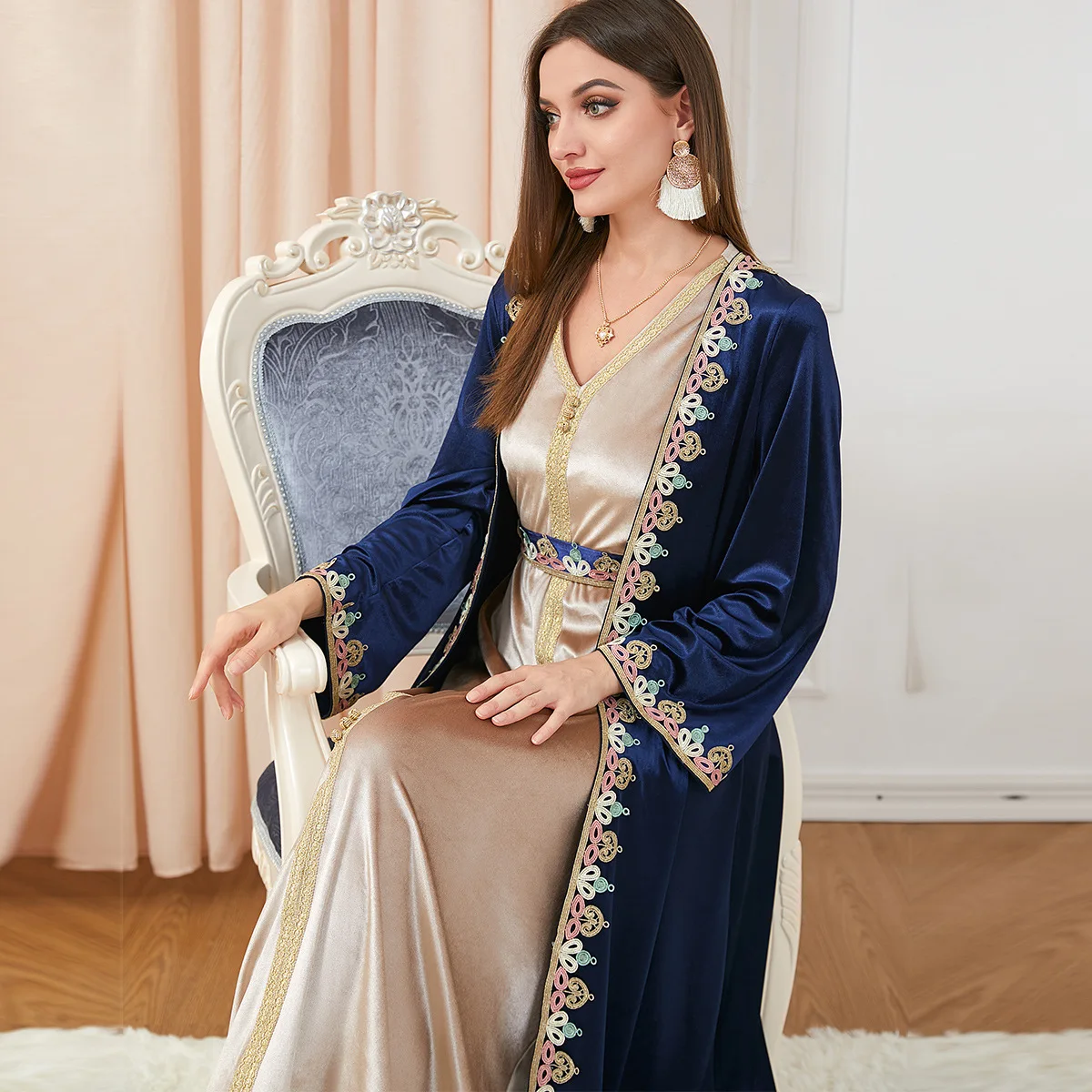 Middle East Women's Slim Fit Autumn Cardigan Straight Dress Set Mousse Women's Loose Dress
Middle East Women's Slim Fit Autumn Cardigan Straight Dress Set Mousse Women's Loose Dress