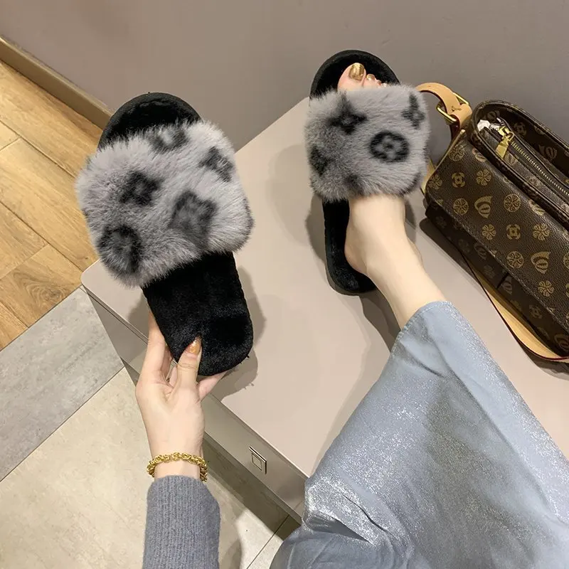 2022 Brand New Fashion Fur Flat Slippers Women's Home Rabbit Fur Open Cotton Slippers Luxury Comfortable Indoor Slipper Dropship
2022 Brand New Fashion Fur Flat Slippers Women's Home Rabbit Fur Open Cotton Slippers Luxury Comfortable Indoor Slipper Dropship