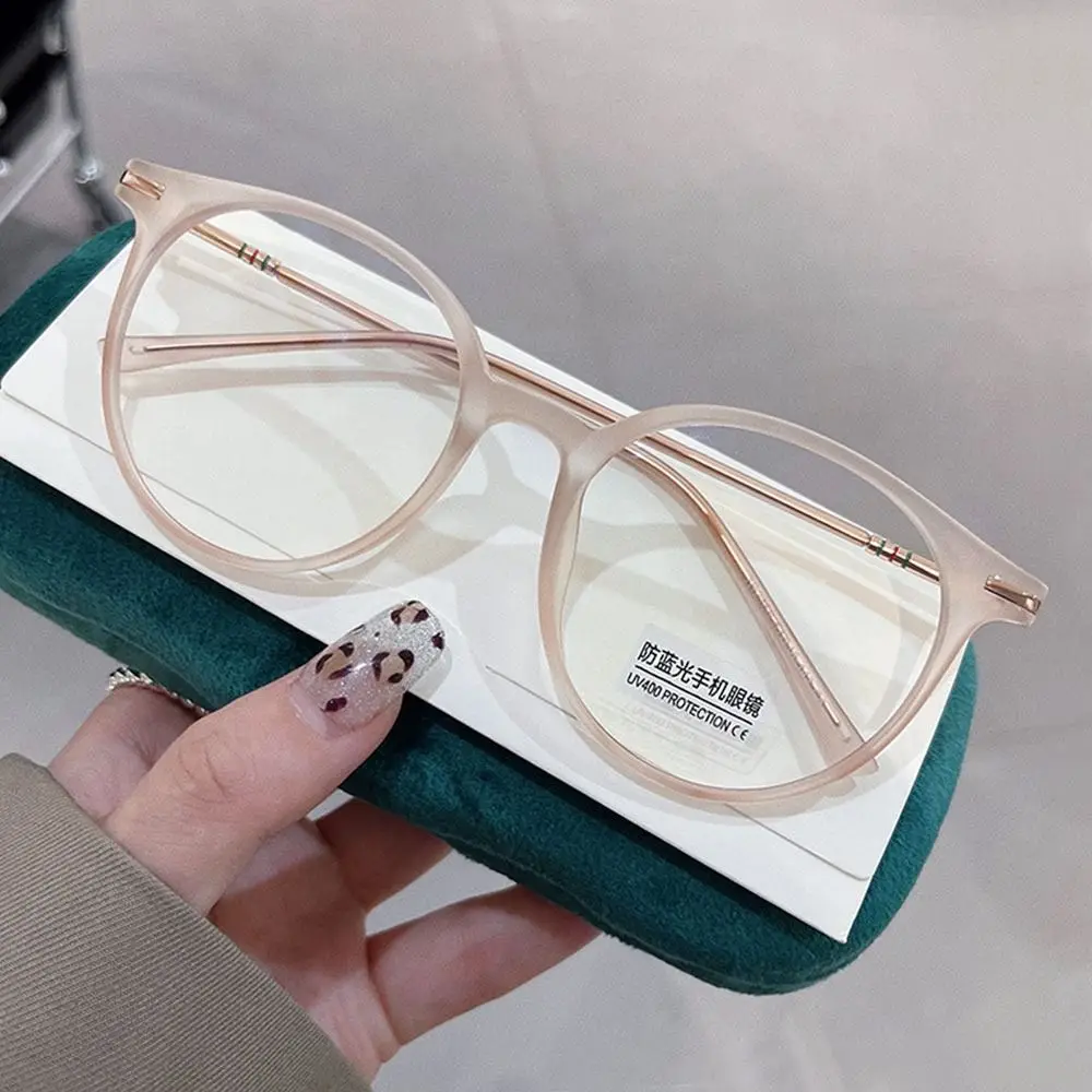 Eye Protection Anti-Blue Light Glasses Portable TR90 Ultralight Round Eyeglasses Blue Ray Blocking Frame Eyewear Men Women
Eye Protection Anti-Blue Light Glasses Portable TR90 Ultralight Round Eyeglasses Blue Ray Blocking Frame Eyewear Men Women