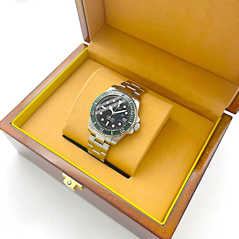 Green water monster new automatic mechanical watch watch men's business waterproof diving men's steel belt
Green water monster new automatic mechanical watch watch men's business waterproof diving men's steel belt