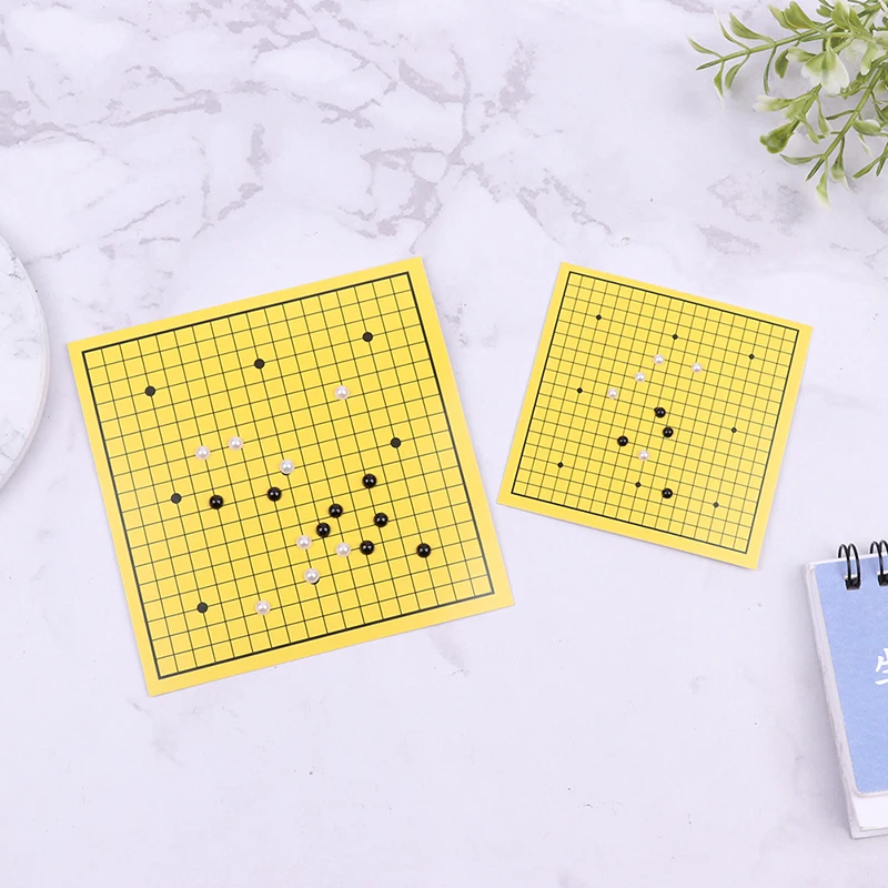 1SET 112 Dollhouse Mini Weiqi Model Toy Dollhouse Go Game Set Doll House Board Toys Home Accessories
1SET 112 Dollhouse Mini Weiqi Model Toy Dollhouse Go Game Set Doll House Board Toys Home Accessories