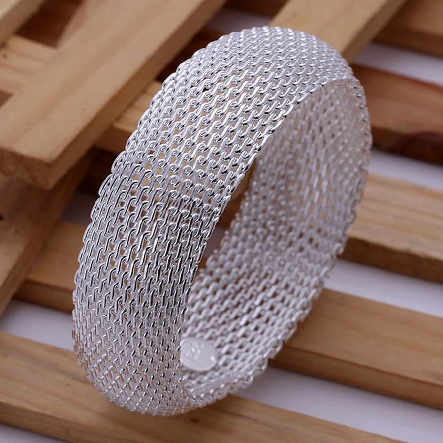 Fashion 925 Sterling Silver Bangle jewelry factory direct High quality elegant retro for women lady big mesh 6CM round bracelet
Fashion 925 Sterling Silver Bangle jewelry factory direct High quality elegant retro for women lady big mesh 6CM round bracelet