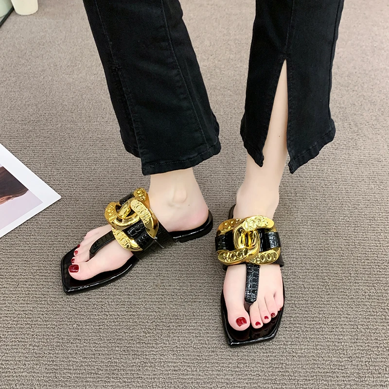 Designer Flip Flops 2022 Summer Women Square Toe Flats Slippers Ladies Fashion Hot Sandals Shoes Female Footwear Plus Size 43
Designer Flip Flops 2022 Summer Women Square Toe Flats Slippers Ladies Fashion Hot Sandals Shoes Female Footwear Plus Size 43