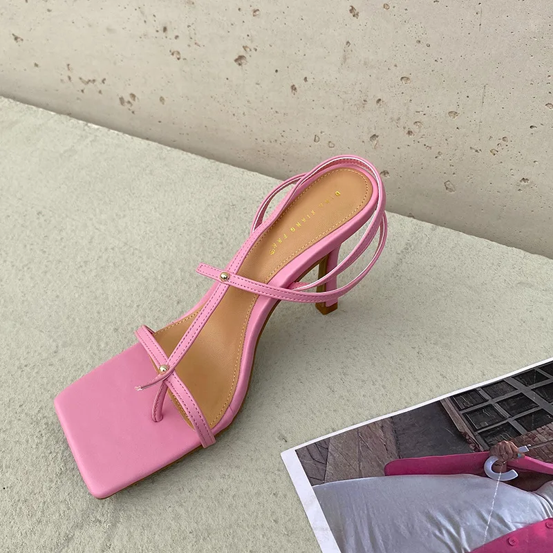 2022 Summer New Fashion Square Head Elegant Thin Strap Ladies Open Toe High Heels Simple Temperament Thin Heel Fairy Sandals
2022 Summer New Fashion Square Head Elegant Thin Strap Ladies Open Toe High Heels Simple Temperament Thin Heel Fairy Sandals