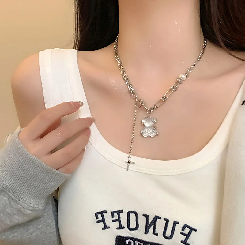 Pearl Bear Tassel Necklace Women's 2023 New Hip-hop Sweet Cool Spicy Girls Decorate Collar Chain Necklace for Women
Pearl Bear Tassel Necklace Women's 2023 New Hip-hop Sweet Cool Spicy Girls Decorate Collar Chain Necklace for Women