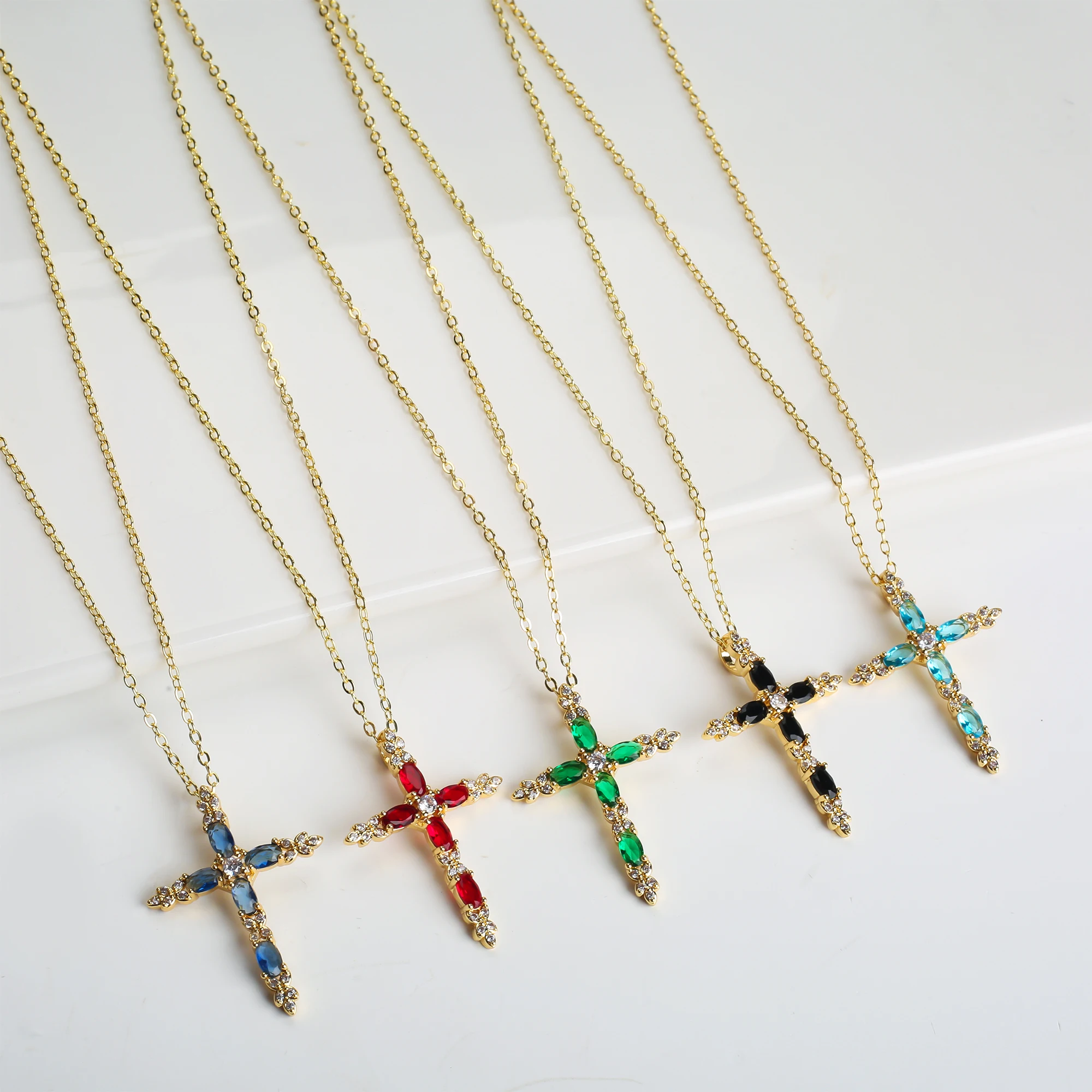 5 Colors Classic Simple Zircon Crystal Cross Pendant Necklace Exquisite Party Wedding Jewelry Gift For Women Men Daily Wear
5 Colors Classic Simple Zircon Crystal Cross Pendant Necklace Exquisite Party Wedding Jewelry Gift For Women Men Daily Wear