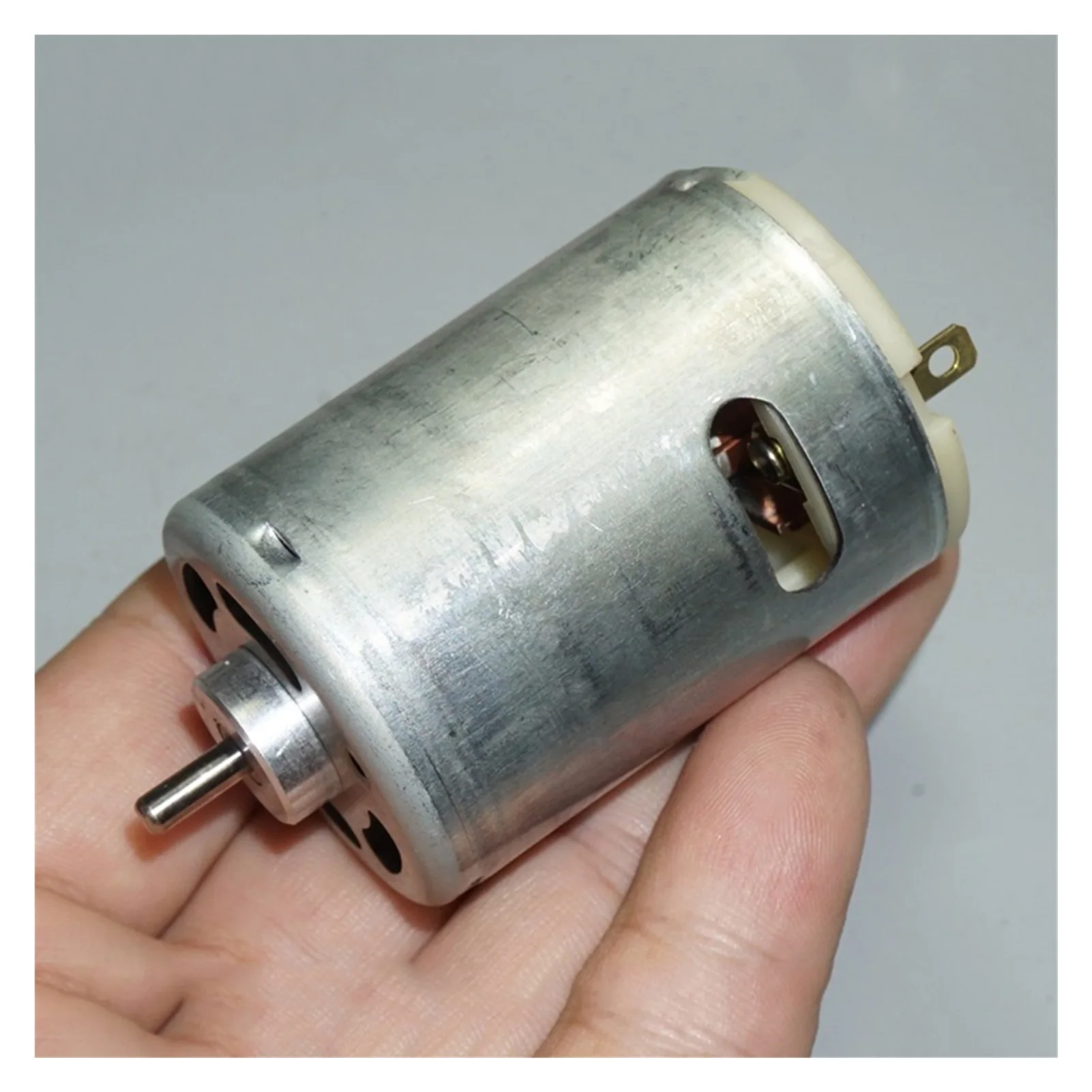 Car Model Motor Electric Tools Motor Vacuum Cleaner Motor Electric Drill Motor RS540-6530 High Speed 7.4V 540 DC Motor
Car Model Motor Electric Tools Motor Vacuum Cleaner Motor Electric Drill Motor RS540-6530 High Speed 7.4V 540 DC Motor