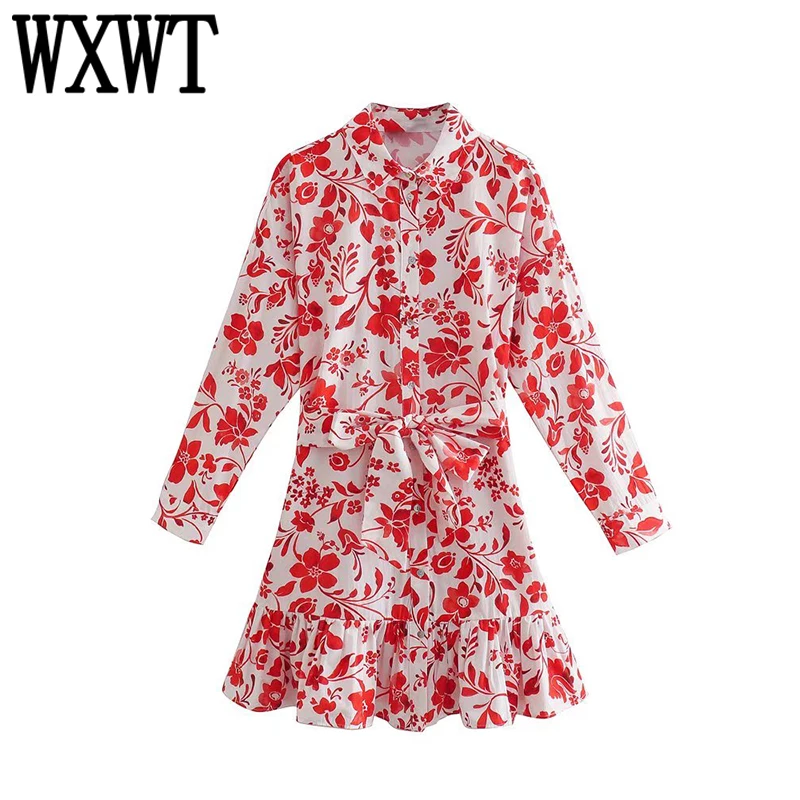 Женское мини-платье с поясом, длинным рукавом и отложным воротником 
Женское мини-платье с поясом, длинным рукавом и отложным воротником