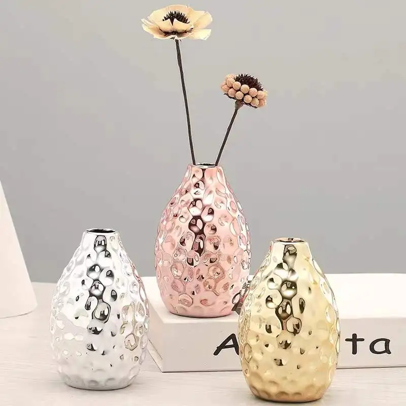 Nordic Modern Minimalist Electroplating Vase Decoration Living Room Ceramic Flower Arrangement Dried Flower Creative Decoration
Nordic Modern Minimalist Electroplating Vase Decoration Living Room Ceramic Flower Arrangement Dried Flower Creative Decoration
