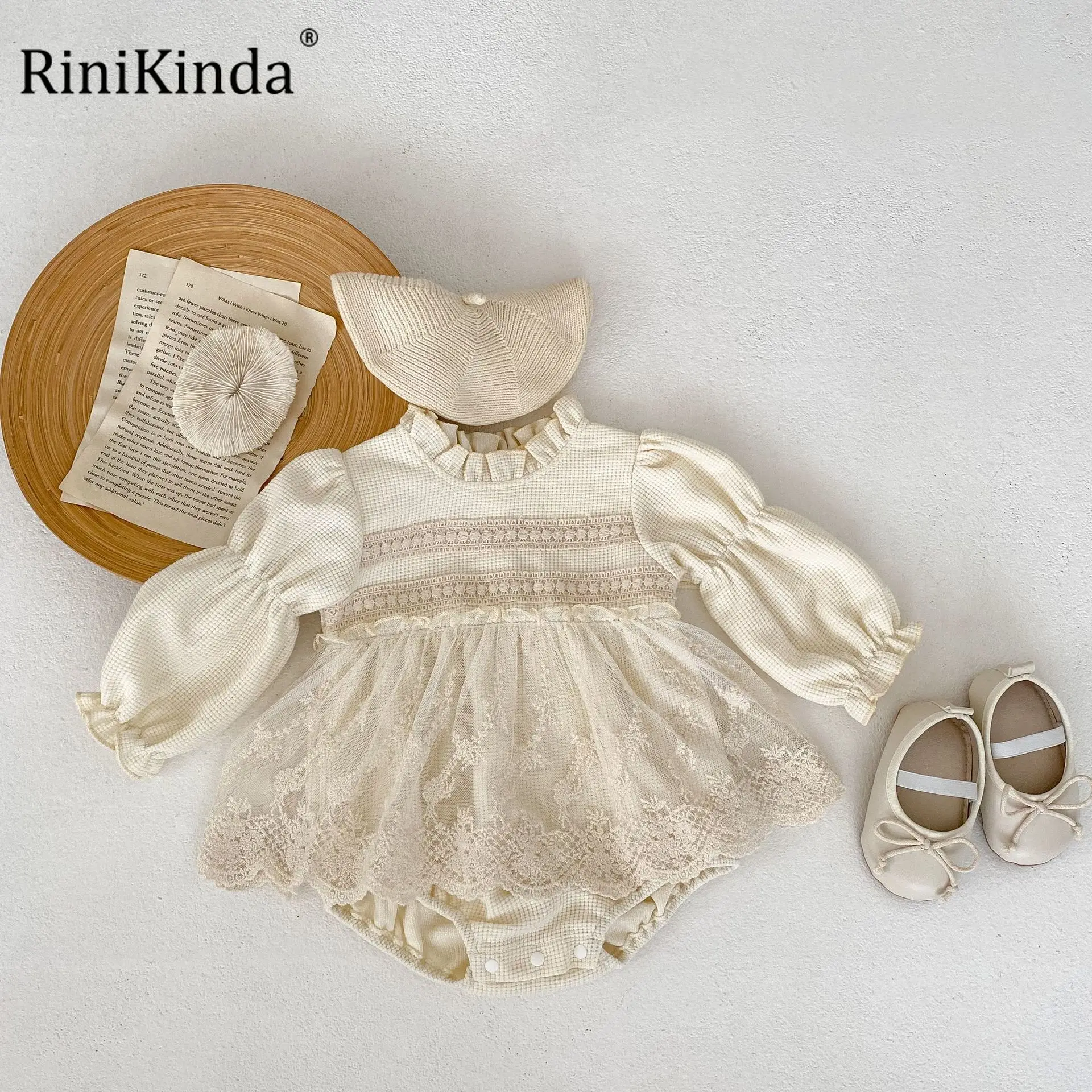 2023 New Autumn Baby Girls Rompers Solid Long Sleeve Floral Lace Romper Girls Bodysuit Newborn Infant Romper Clothes
2023 New Autumn Baby Girls Rompers Solid Long Sleeve Floral Lace Romper Girls Bodysuit Newborn Infant Romper Clothes