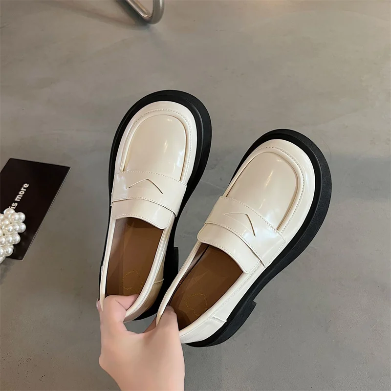 Gothic Lolita Women's Loafers Mary Jane Shoes Women Cute Kawaii Chunky Platform Flats Fashion Designer Leather Shoe 2023 New
Gothic Lolita Women's Loafers Mary Jane Shoes Women Cute Kawaii Chunky Platform Flats Fashion Designer Leather Shoe 2023 New