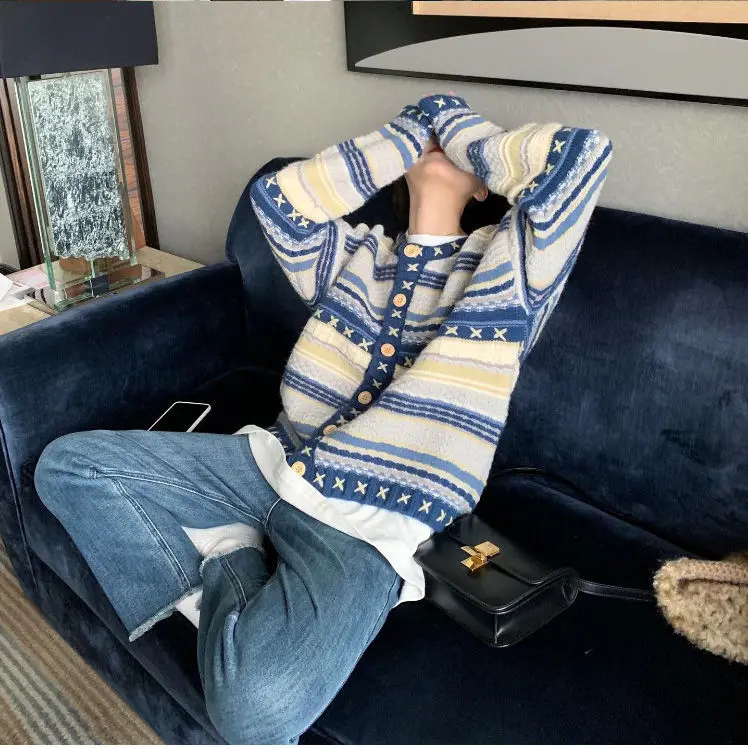 Autumn 2022 new cardigan ocean star retro heavy industry foreign style sweater jacket women autumn wear female knitwear
Autumn 2022 new cardigan ocean star retro heavy industry foreign style sweater jacket women autumn wear female knitwear