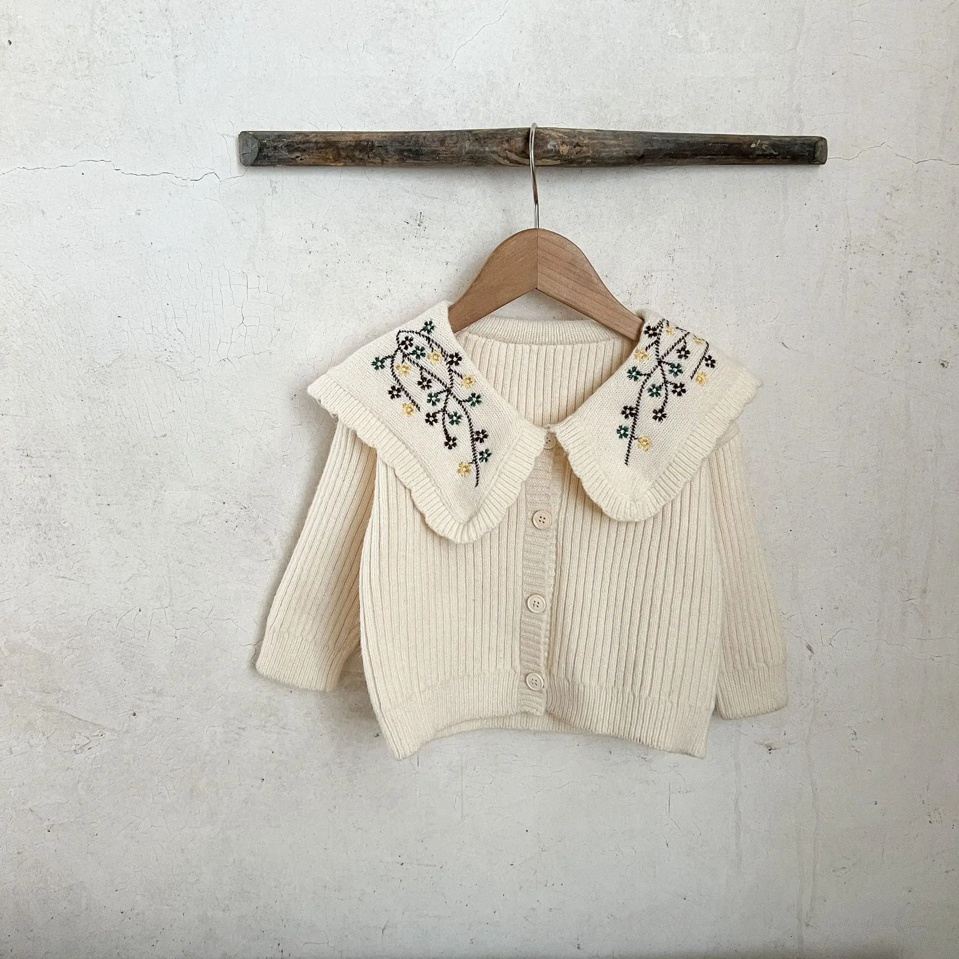 Newborn Baby Sweater Coats for Girl Spring Summmer Kids Toddler Knit Floral Embroidery Cardigan Children Tops Clothing 
Newborn Baby Sweater Coats for Girl Spring Summmer Kids Toddler Knit Floral Embroidery Cardigan Children Tops Clothing