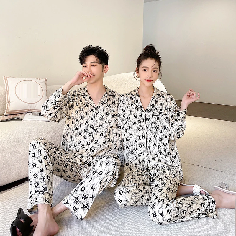 Jxgarb 2023 Spring New Satin Couples Pajamas Sets Fashion Women Men Leisure Comfortable Lovers Nightwear Outfits
Jxgarb 2023 Spring New Satin Couples Pajamas Sets Fashion Women Men Leisure Comfortable Lovers Nightwear Outfits