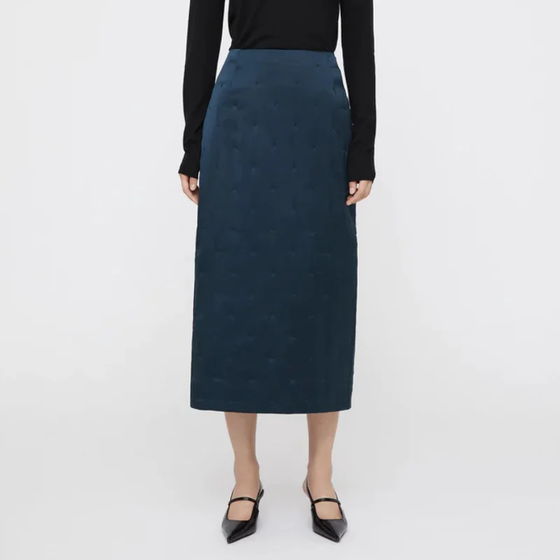 Осенне-зимняя Плотная юбка, шелковая атласная юбка, прямая Стеганая юбка с разрезом
Осенне-зимняя Плотная юбка, шелковая атласная юбка, прямая Стеганая юбка с разрезом