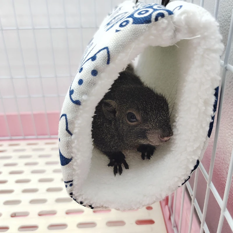 Hamster Cage Ferret Warm Tunnel Hammock For Rat Warmer Tube Toy Hanging Bed Coop For Rabbit Guinea Pig Small Animal Winter House
Hamster Cage Ferret Warm Tunnel Hammock For Rat Warmer Tube Toy Hanging Bed Coop For Rabbit Guinea Pig Small Animal Winter House