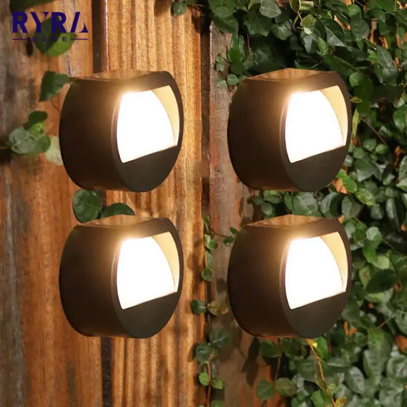 Solar Outdoor Waterproof Small Wall Light Garden Light Stair Step Light Step Light Garden Villa LED Guide Light 4pcs 3led Round 
Solar Outdoor Waterproof Small Wall Light Garden Light Stair Step Light Step Light Garden Villa LED Guide Light 4pcs 3led Round